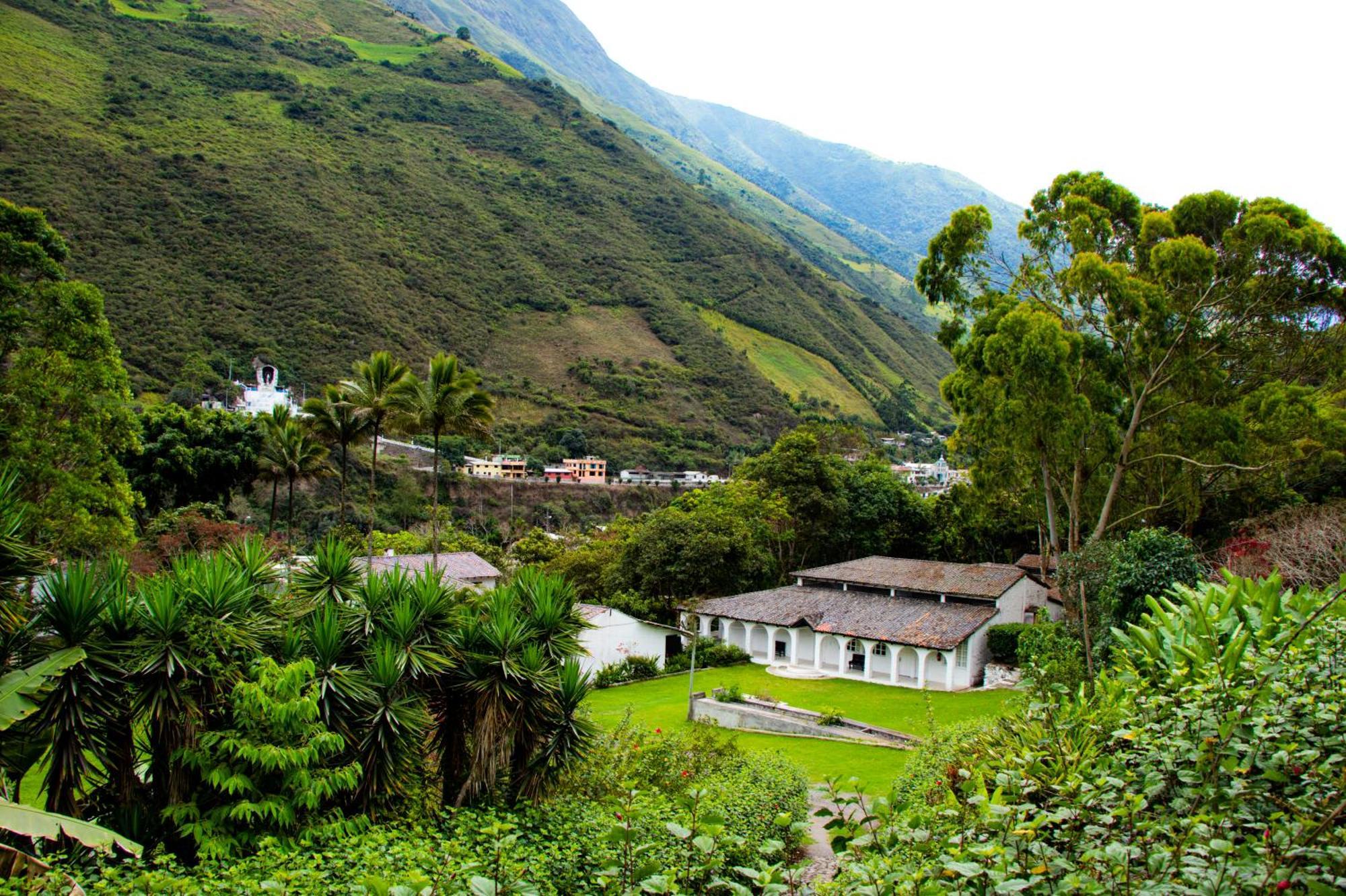 Hosteria La Eterna Primavera Huigra ภายนอก รูปภาพ