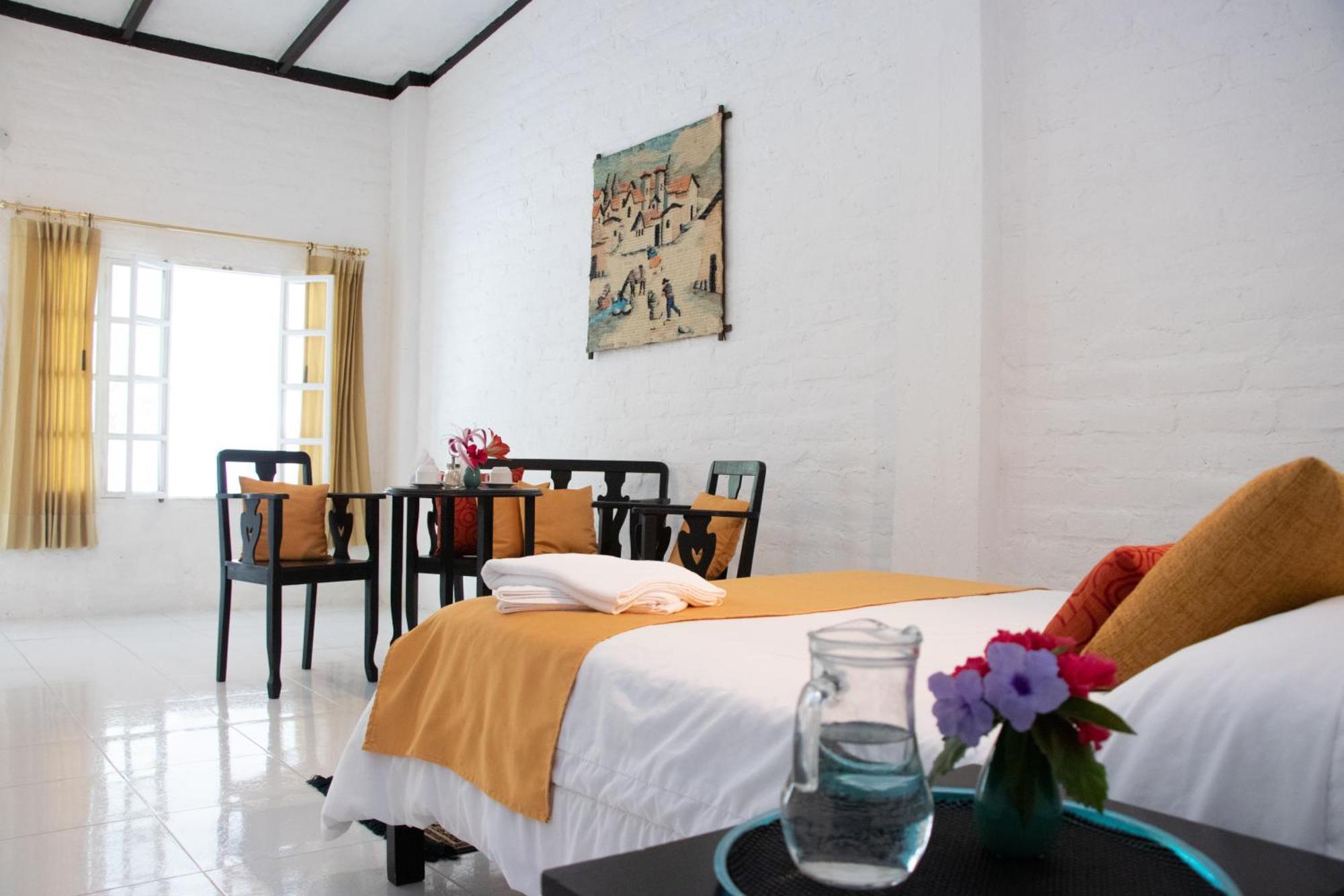 Hosteria La Eterna Primavera Huigra ภายนอก รูปภาพ