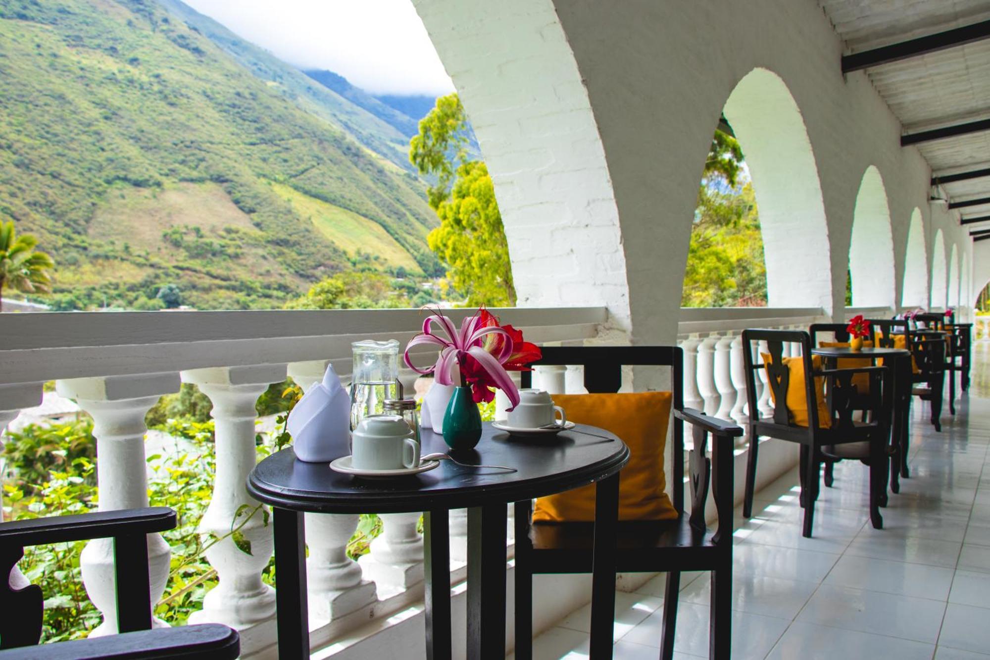 Hosteria La Eterna Primavera Huigra ภายนอก รูปภาพ