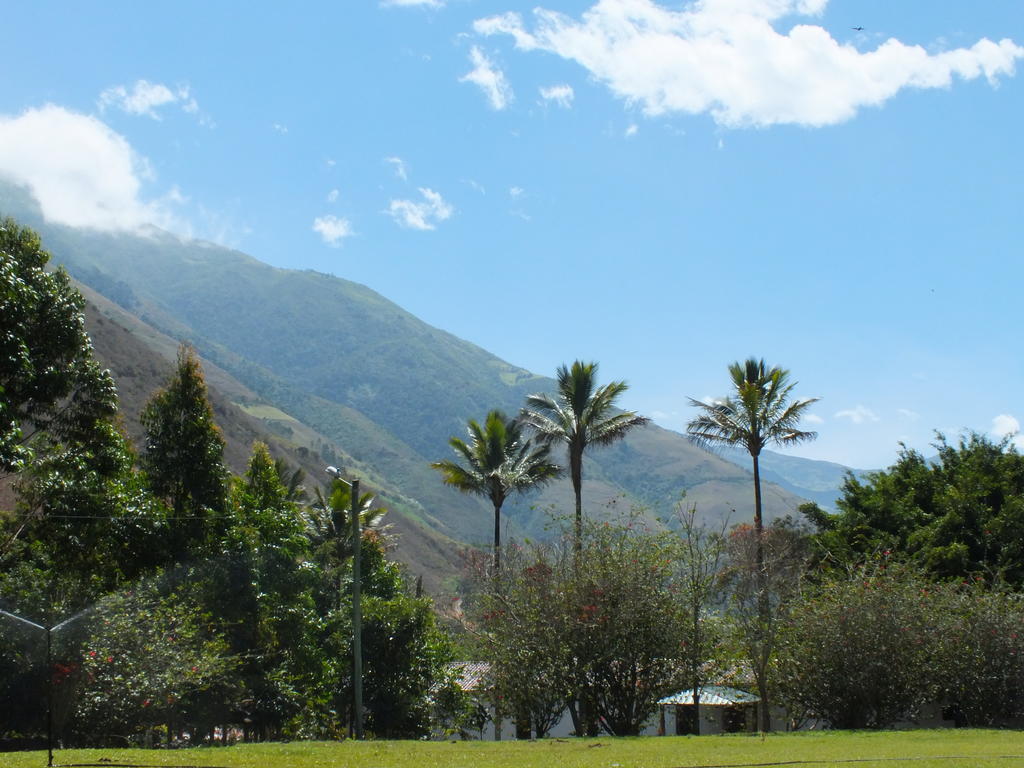 Hosteria La Eterna Primavera Huigra ภายนอก รูปภาพ