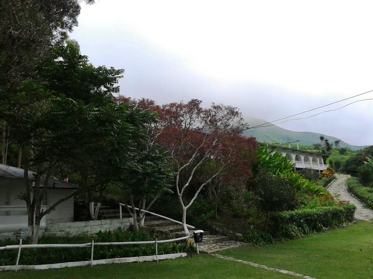 Hosteria La Eterna Primavera Huigra ภายนอก รูปภาพ
