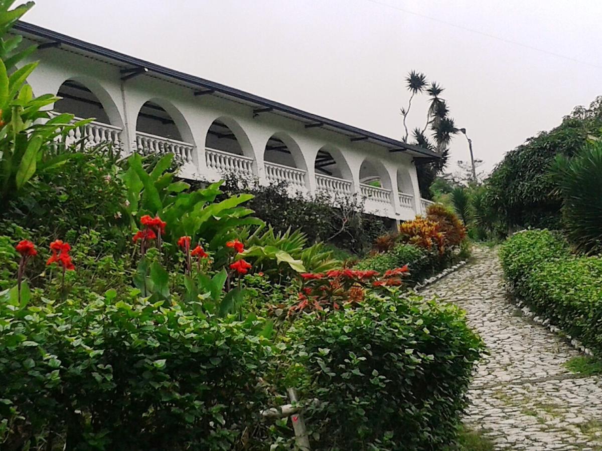 Hosteria La Eterna Primavera Huigra ภายนอก รูปภาพ