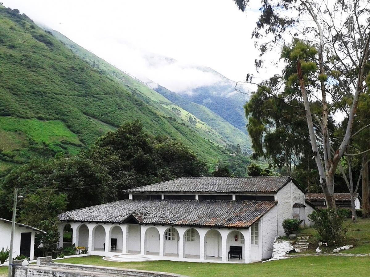Hosteria La Eterna Primavera Huigra ภายนอก รูปภาพ