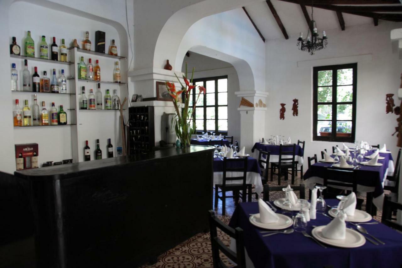 Hosteria La Eterna Primavera Huigra ภายนอก รูปภาพ