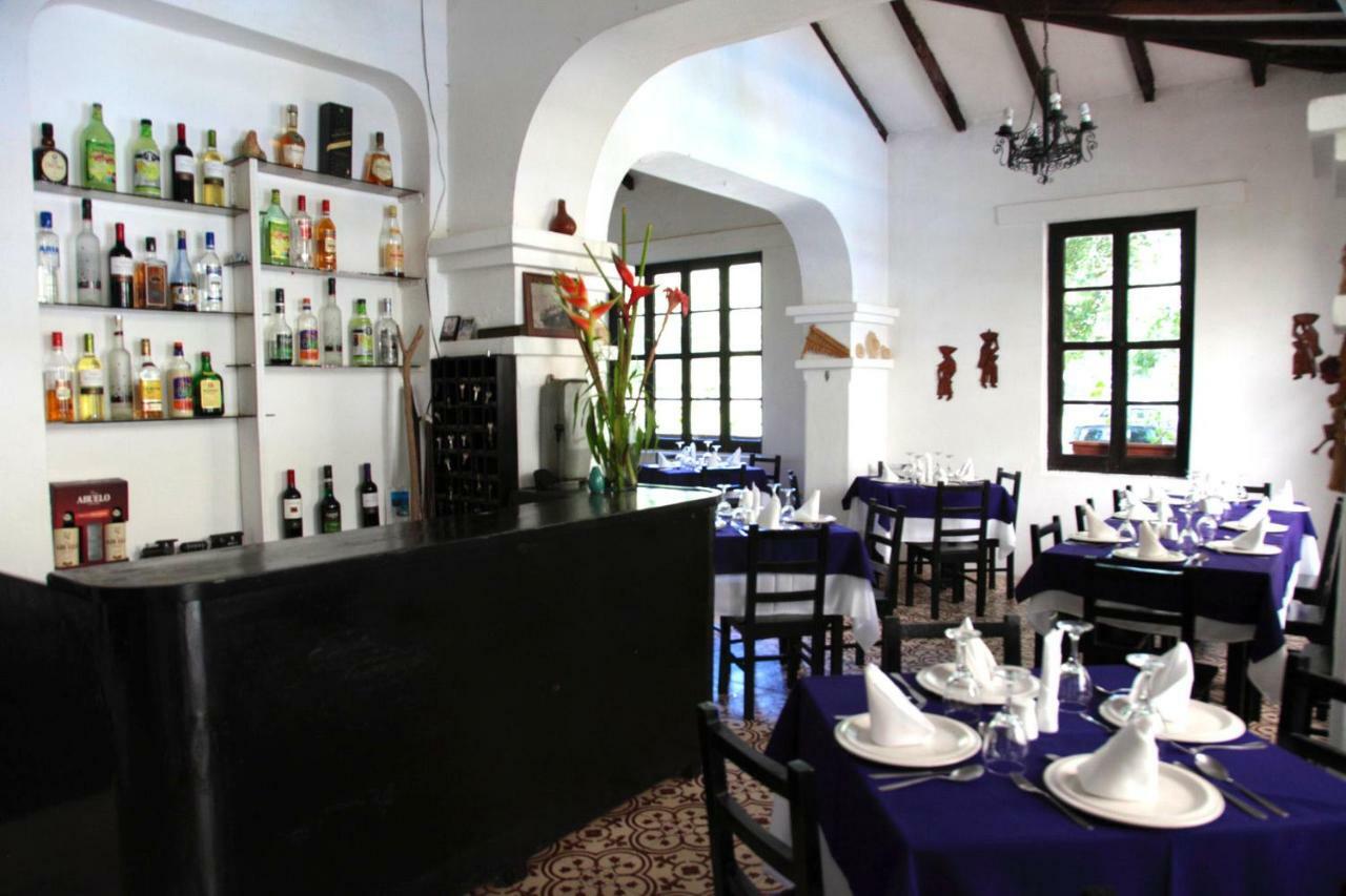 Hosteria La Eterna Primavera Huigra ภายนอก รูปภาพ