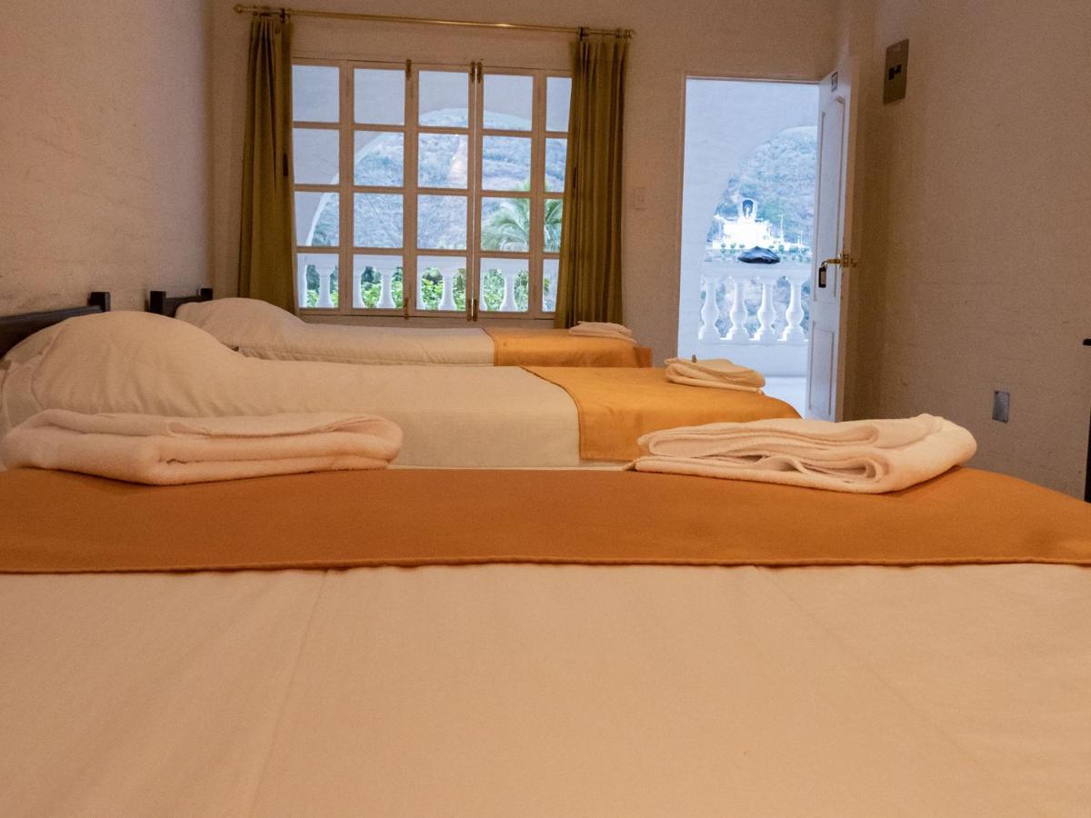 Hosteria La Eterna Primavera Huigra ภายนอก รูปภาพ